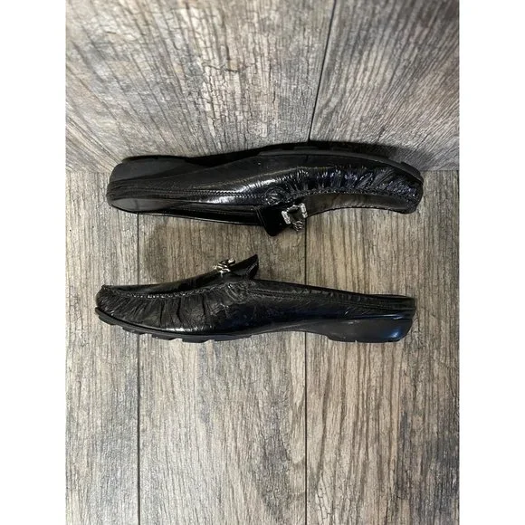 STUART WEITZMAN Black Patent Leather Mules Chain Women size 7.5 - Picture 6 of 10